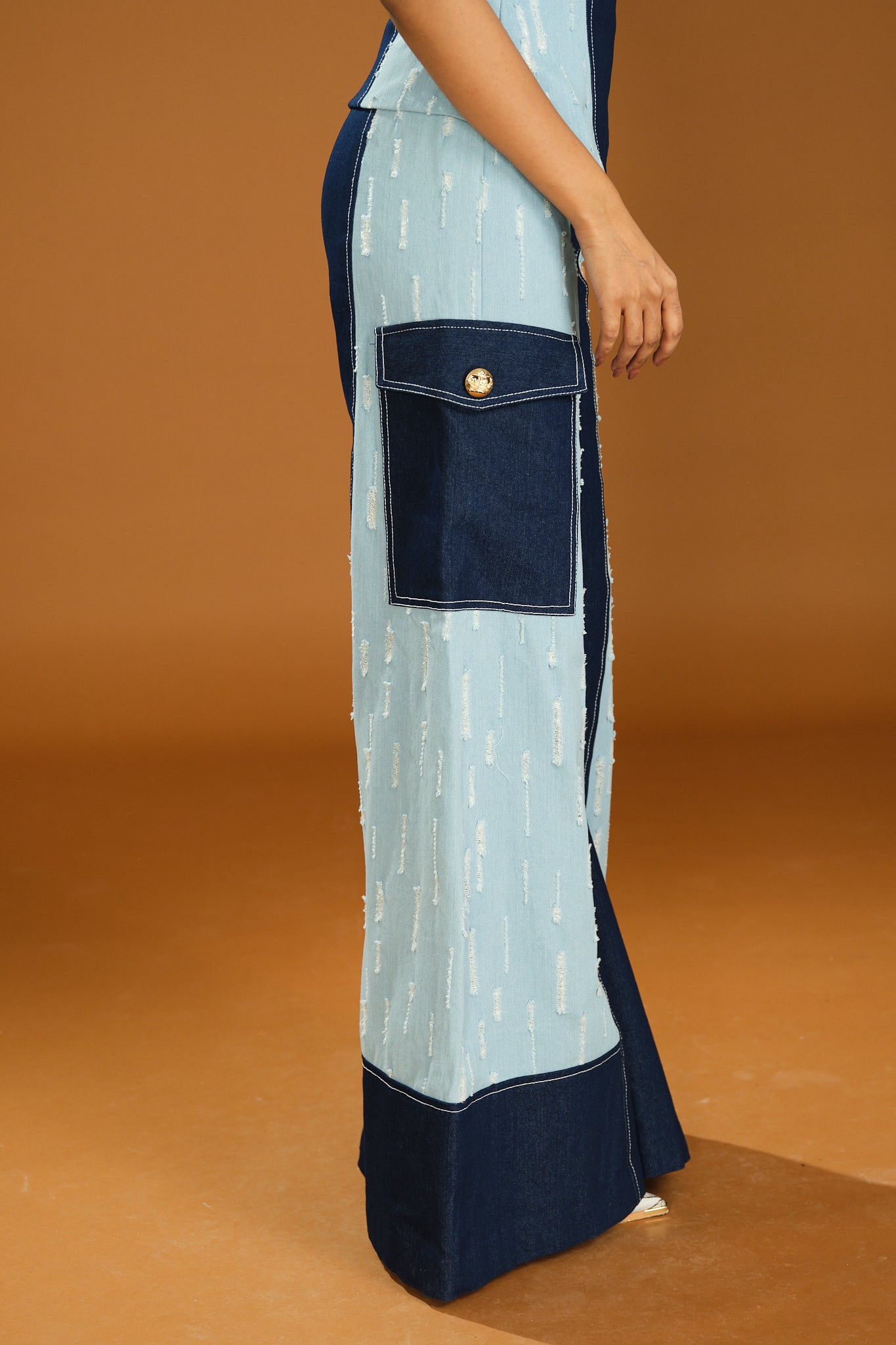 Shade play Flared Pant